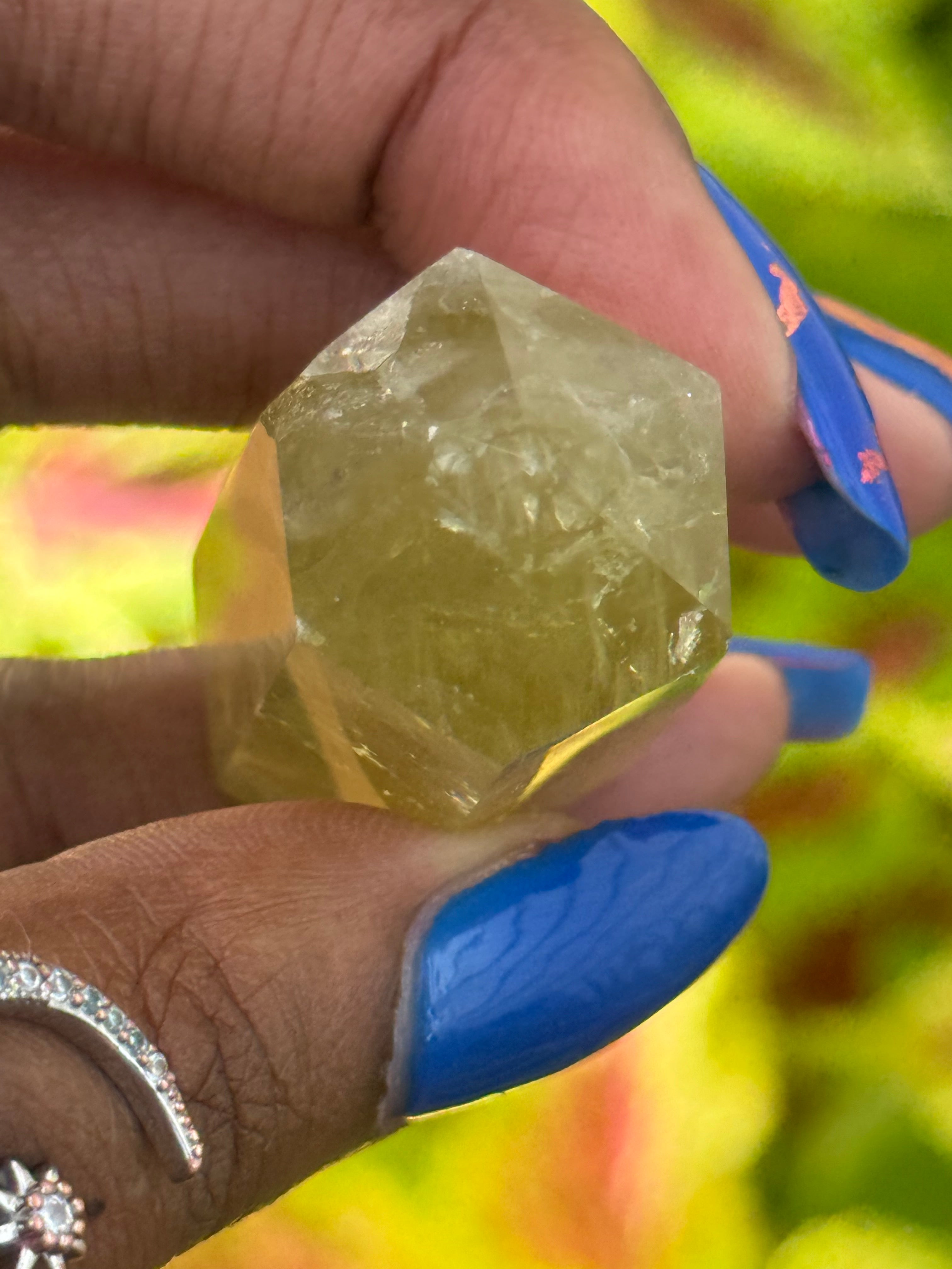 Lemon Quartz Point