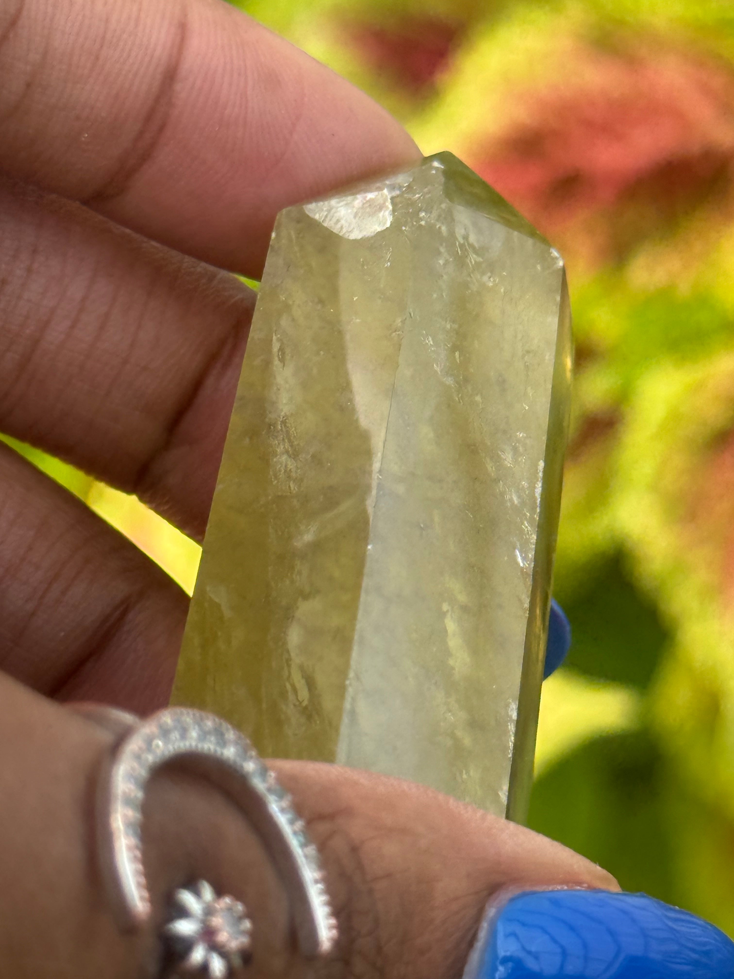 Lemon Quartz Point