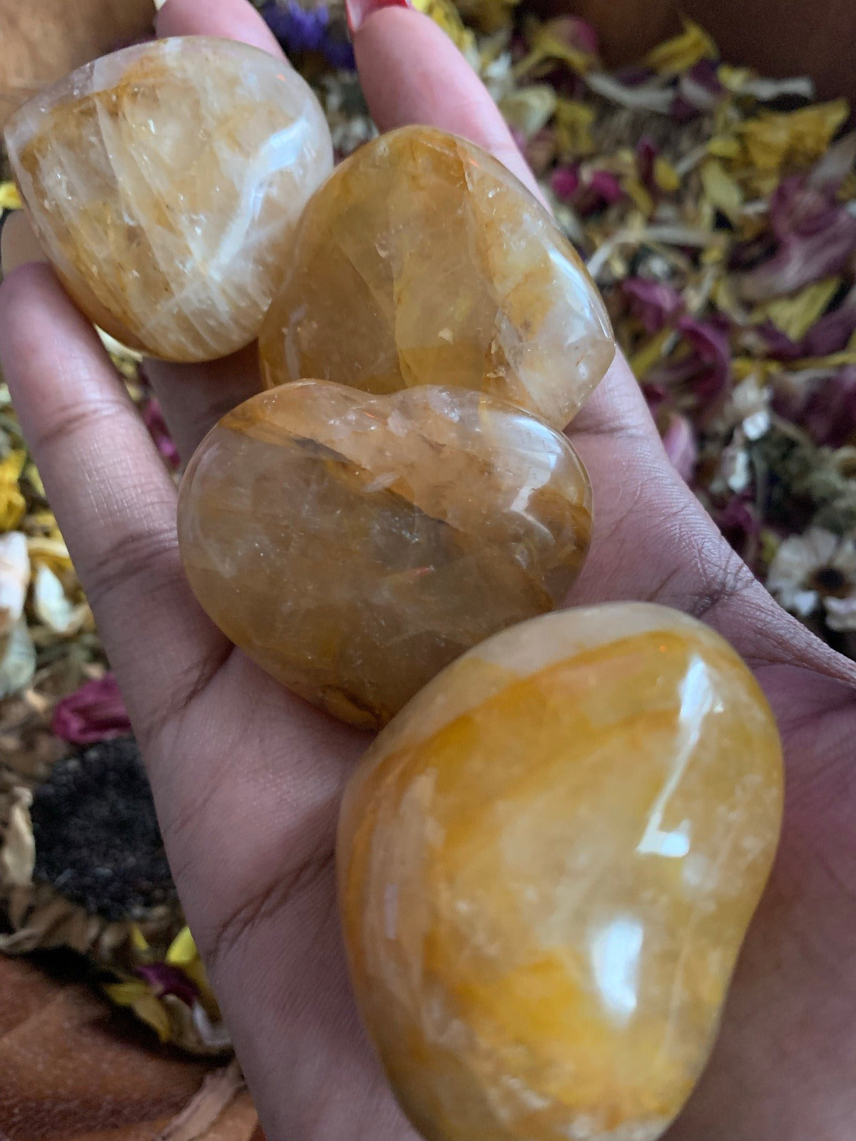 Golden Healer Quartz Heart - Astrolyszics