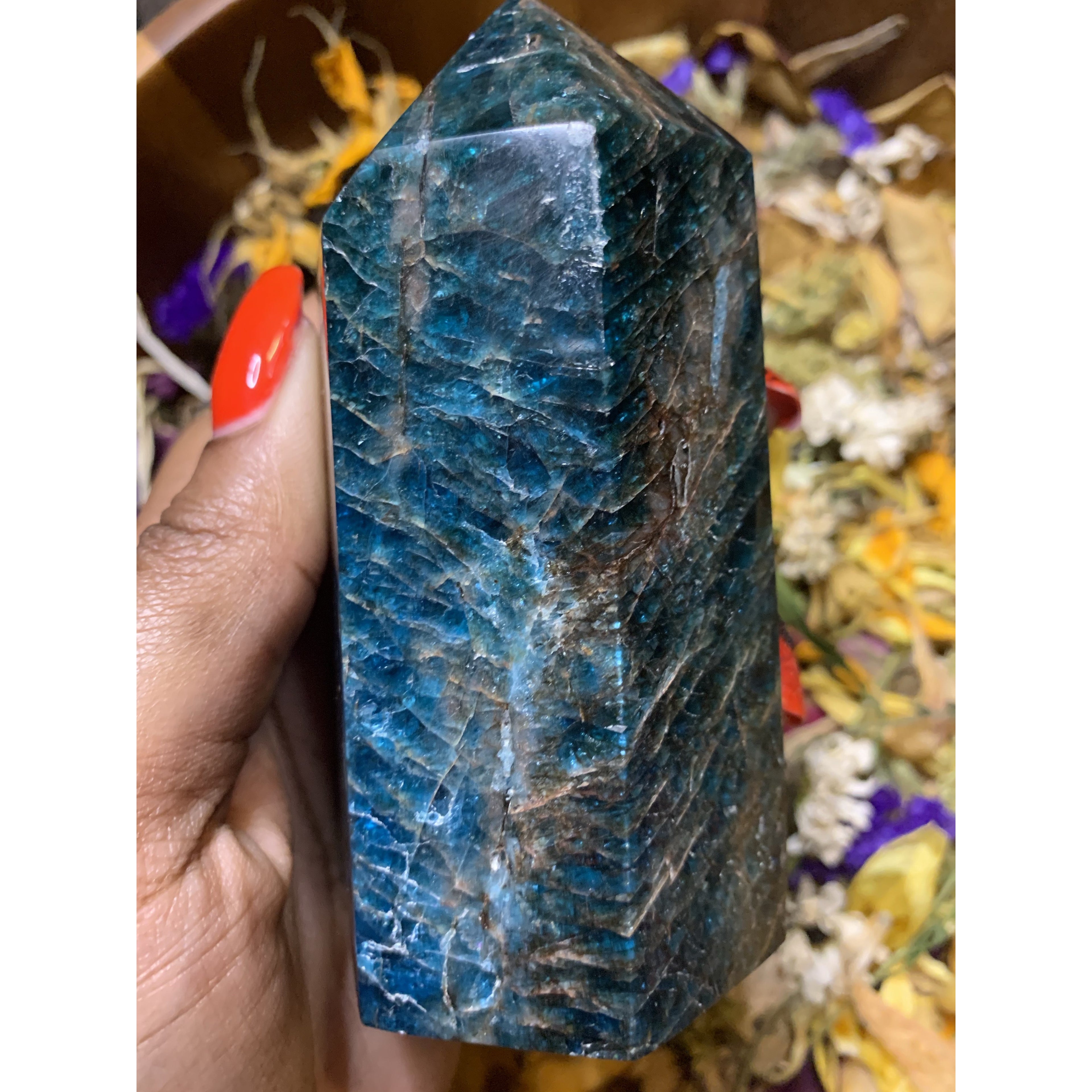 Apetite Obelisk Towers - Astrolyszics