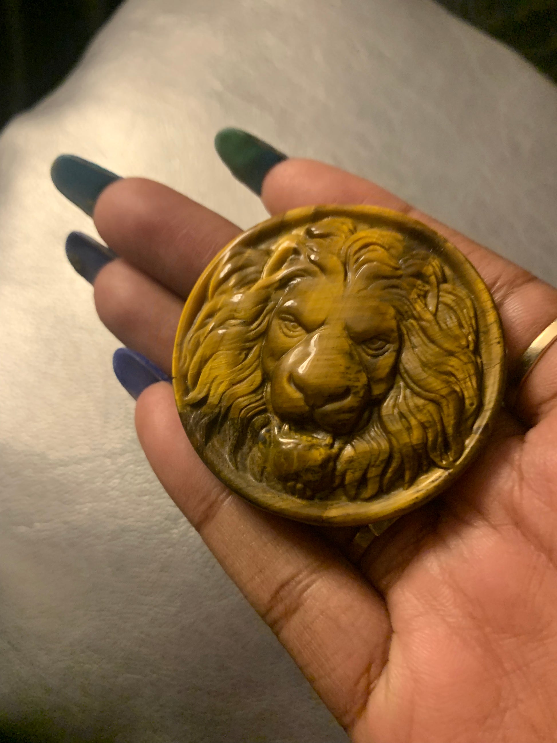 Lion Medallion - Astrolyszics