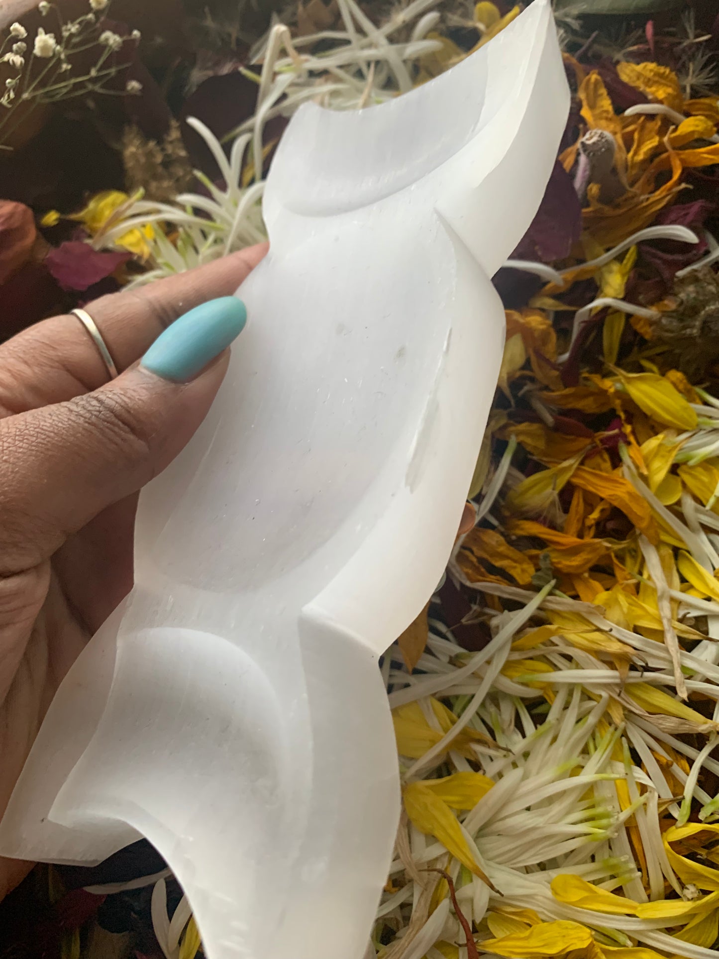 Selenite Charging Bowl - Astrolyszics