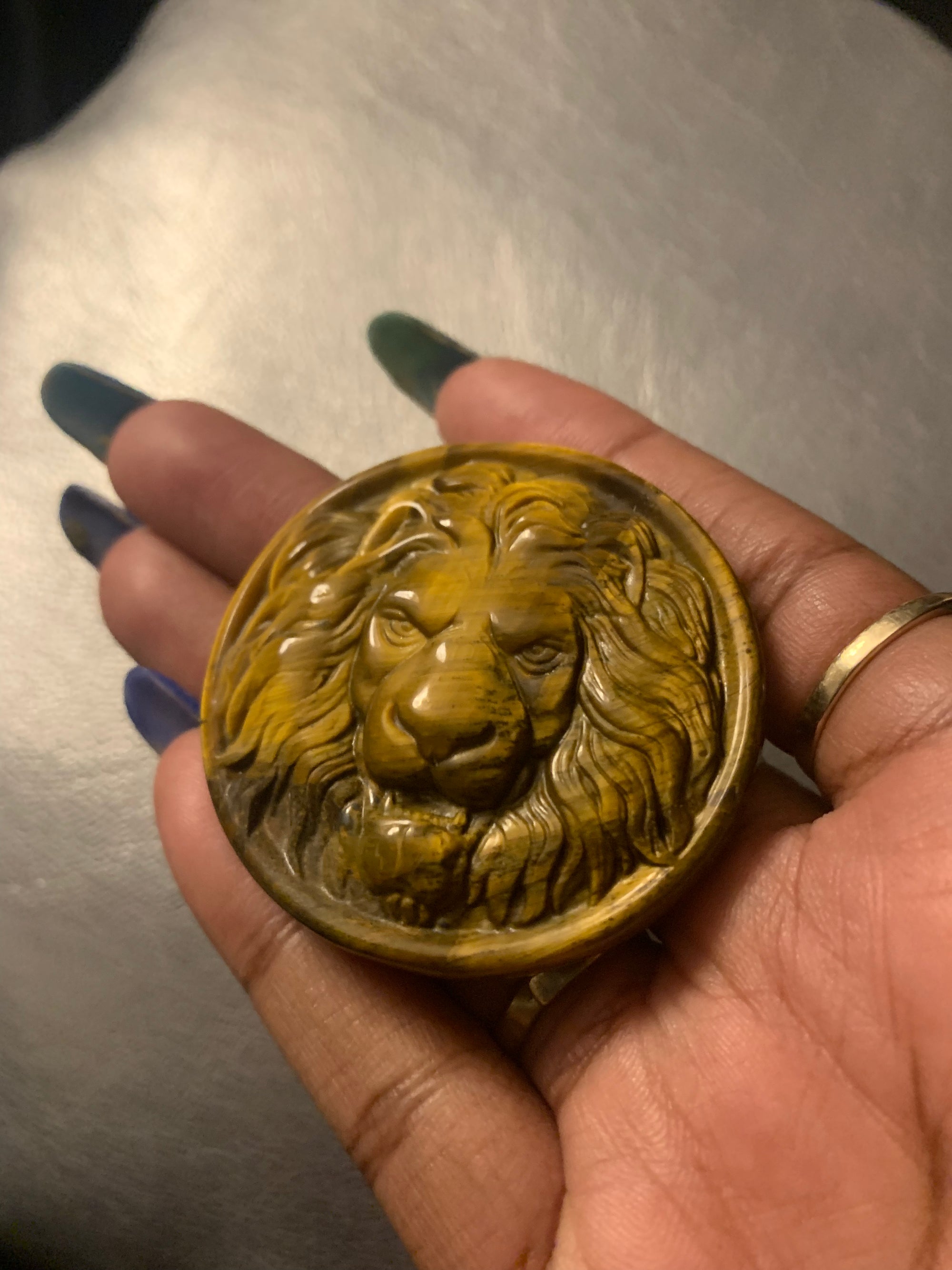 Lion Medallion - Astrolyszics